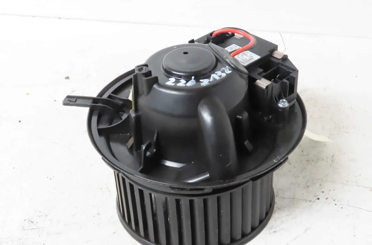 Moteur ventilateur chauffage VOLKSWAGEN TOURAN II occasion