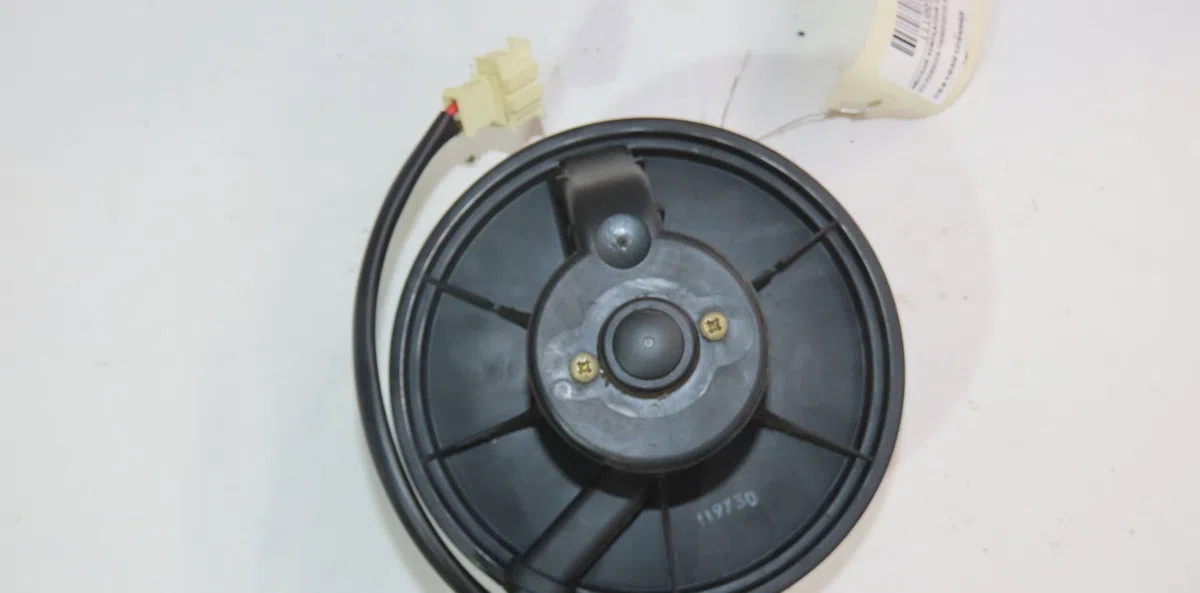 Moteur ventilateur chauffage Volkswagen TRANSPORTER IV Autobus-Autocar (70B, 70C, 7DB, 7DK, 70J, 70K 2.5 tdi (1995-2003)