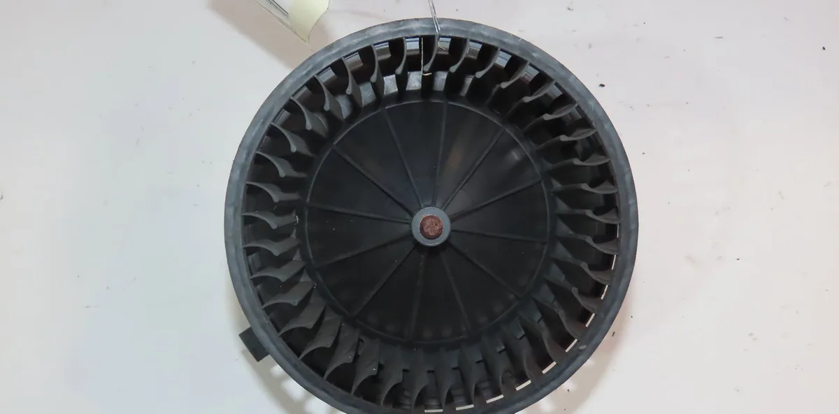 Moteur ventilateur chauffage Volkswagen TRANSPORTER IV Autobus-Autocar (70B, 70C, 7DB, 7DK, 70J, 70K 2.5 tdi (1995-2003)