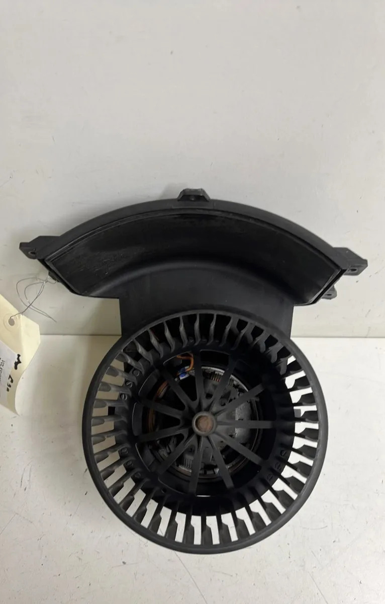 Moteur ventilateur chauffage Volkswagen TRANSPORTER V Autobus-Autocar (7HB, 7HJ, 7EB, 7EJ) 2.0 tdi (2010-2015) occasion