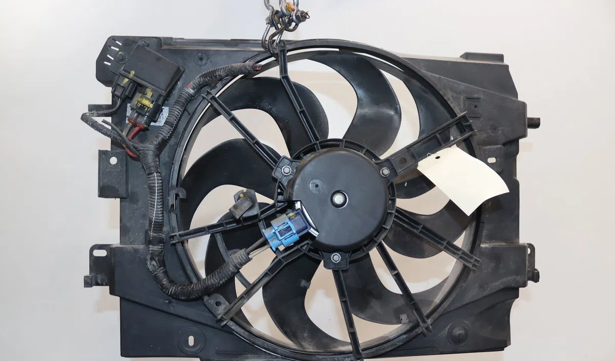 Moteur ventilateur radiateur Dacia LODGY (JS_) 1.6 (2012) occasion