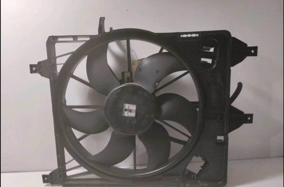Moteur ventilateur radiateur Renault CLIO II (BB_, CB_) 1.5 dci (b-cb3m) (2005-2010) 3 portes occasion