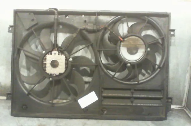 Moteur ventilateur radiateur Seat LEON (1P1) 2.0 tdi 16v (2005-2012) occasion