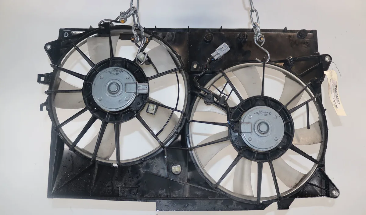 Moteur ventilateur radiateur Toyota RAV 4 IV (_A4_) 2.0 d (ala40_) (2012-2018) occasion