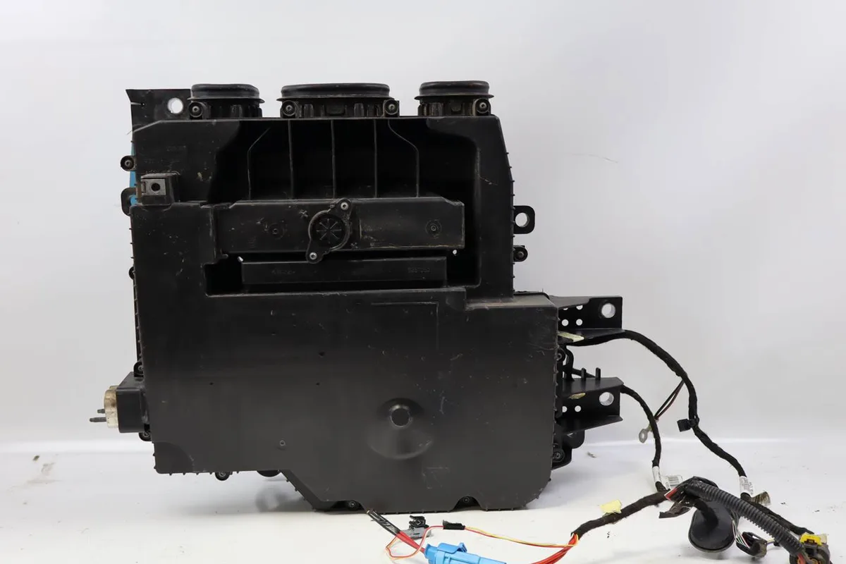 Moteur ventilateur refroidissement batterie de tra Renault ZOE (BFM_) Zoe (bfmc, bfmd) (2019) occasion