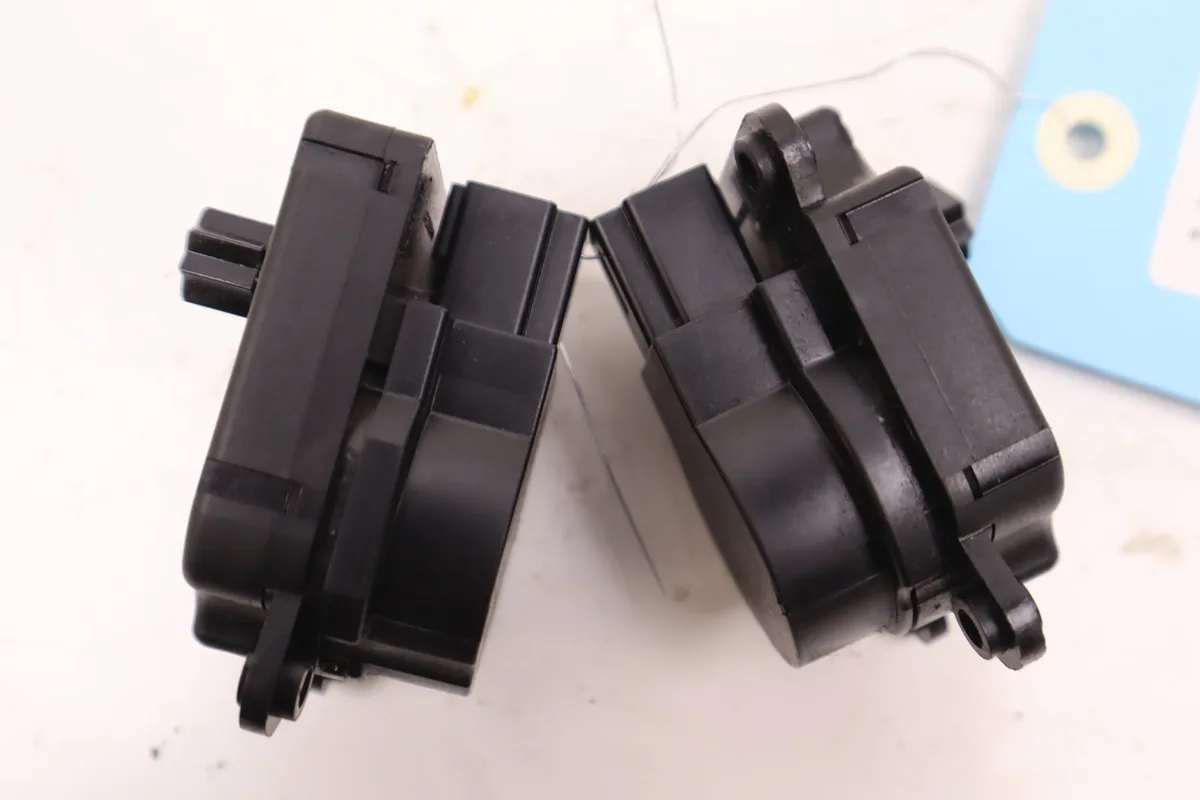 Moteur volet de chauffage Ford C-MAX II (DXA-CB7, DXA-CEU) 1.0 ecoboost (2012-2019) occasion