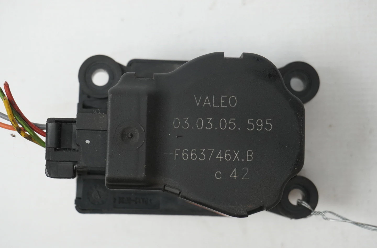 Moteur volet de chauffage Peugeot 1007 (KM_) 1.6 16v (2005) occasion