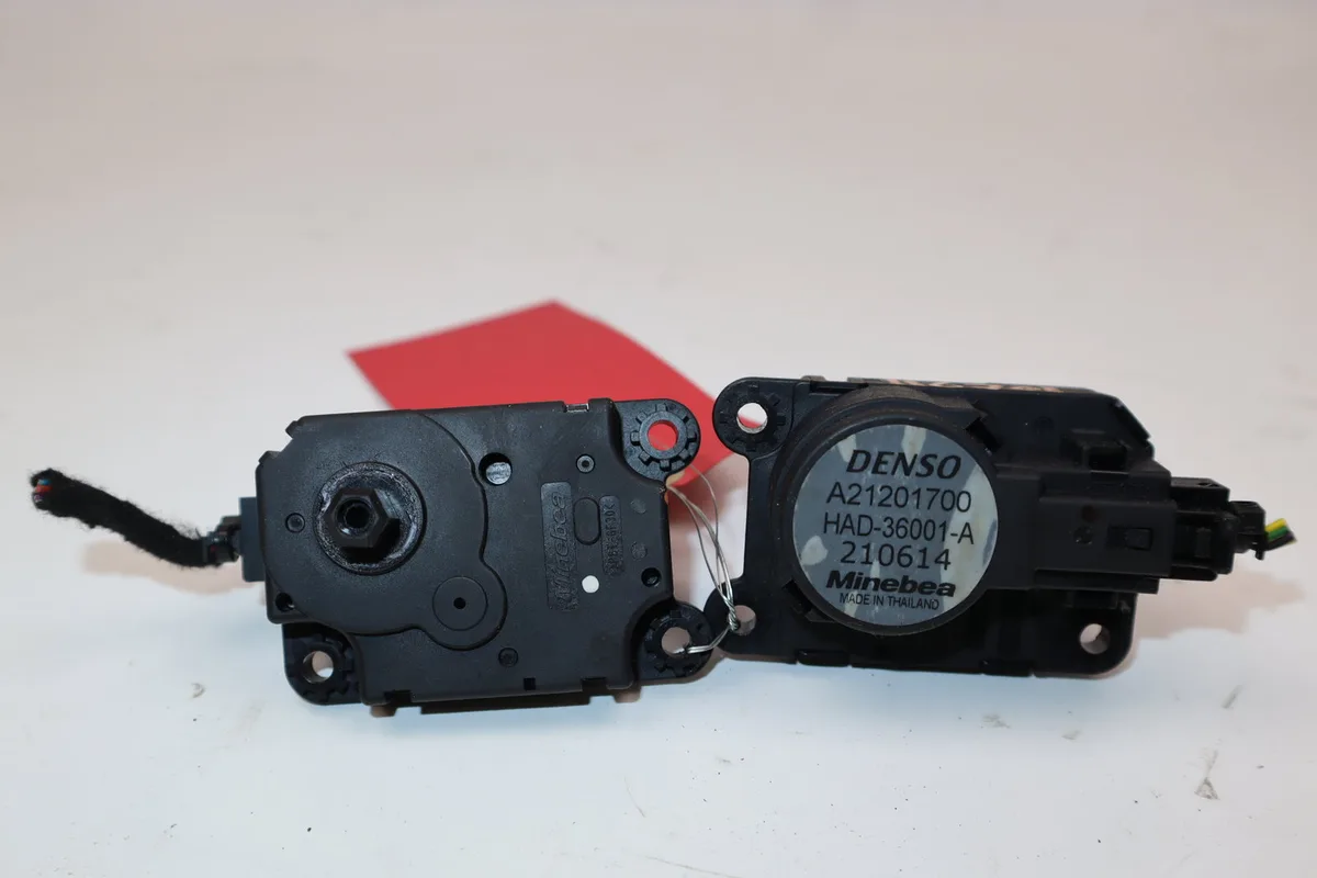 Moteur volet de chauffage Renault CAPTUR I (J5_, H5_) 1.2 tce 120 (2013) occasion