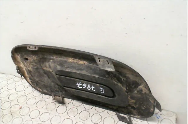 Obturateur phare additionnel g pare-choc av Fiat PANDA (312_, 319_) 1.2 (312pxa1a) (2012) occasion