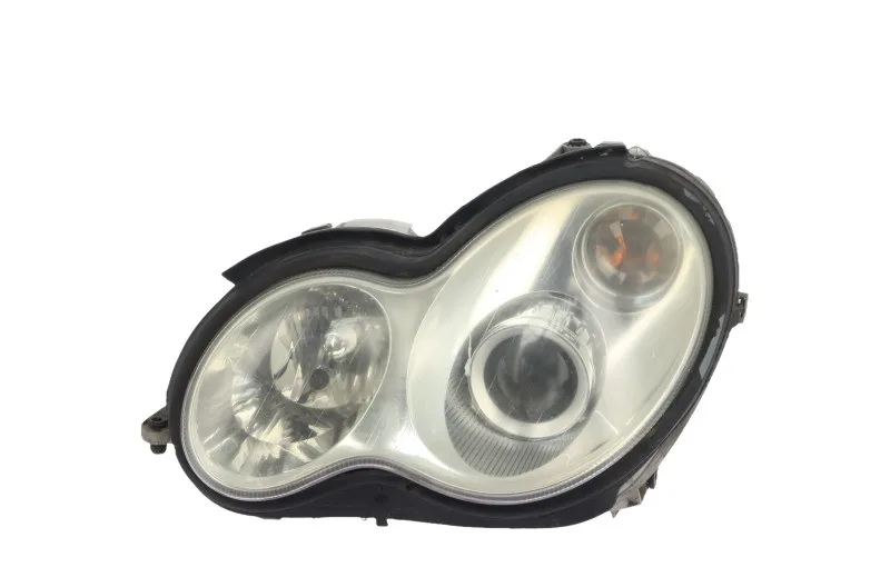 Optique avant principal gauche (feux)(phare) pour MERCEDES CLASSE C 203 PHASE...