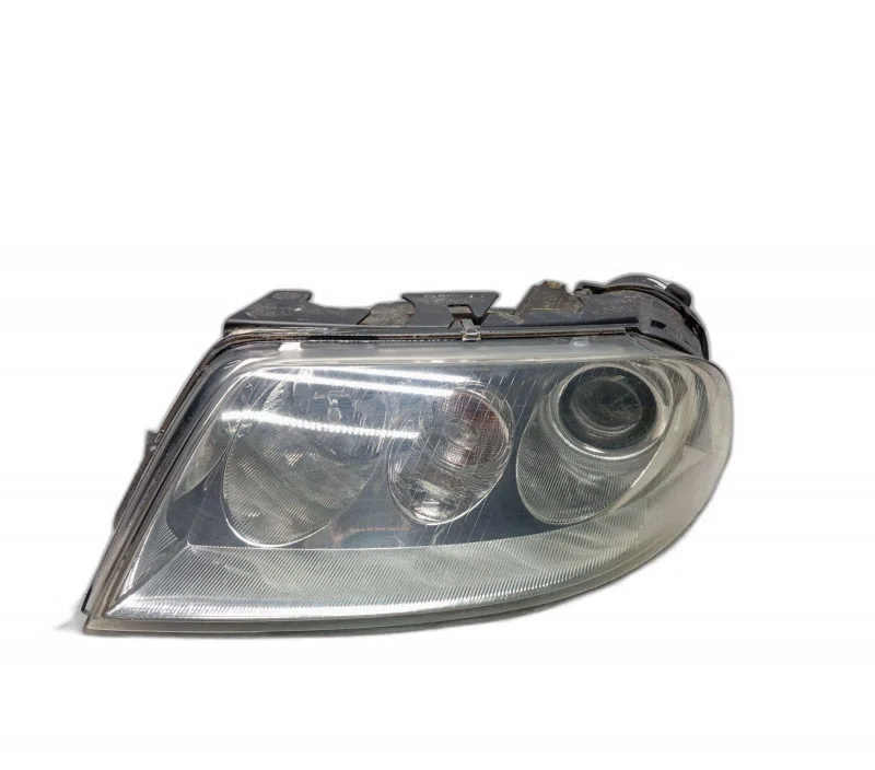 OPTIQUE GAUCHE VOLKSWAGEN PASSAT IV BREAK 3B0941015AN