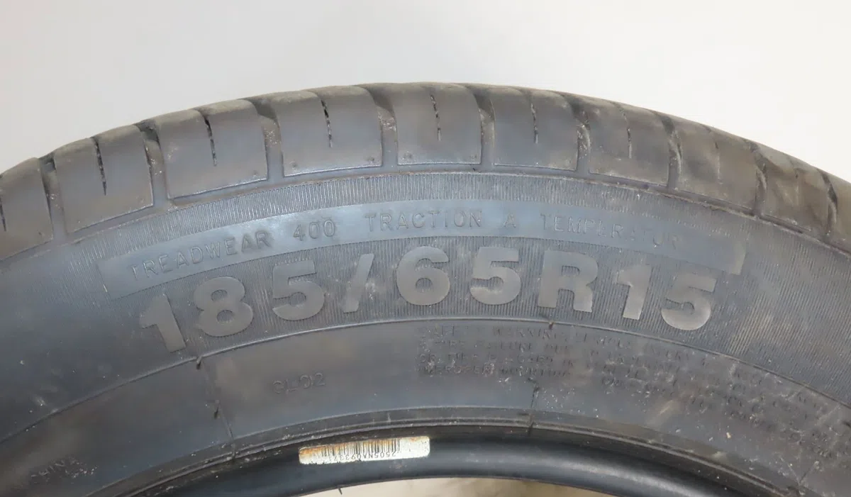 Paire de pneus Peugeot 207-207 (WA_, WC_) 1.4 hdi (2006-2015) 5 portes occasion