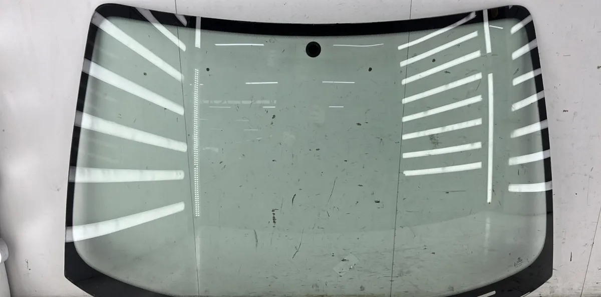 Pare-brise BMW SERIE 3 E46 TOURING PHASE 1 BREAK occasion