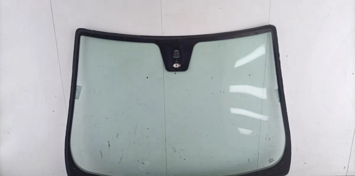 Pare-brise FIAT GRANDE PUNTO occasion