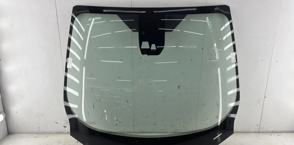 Pare-brise FORD C-MAX 2 PHASE 2 occasion