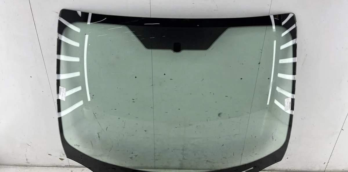 Pare-brise FORD FOCUS 3 PHASE 1 occasion