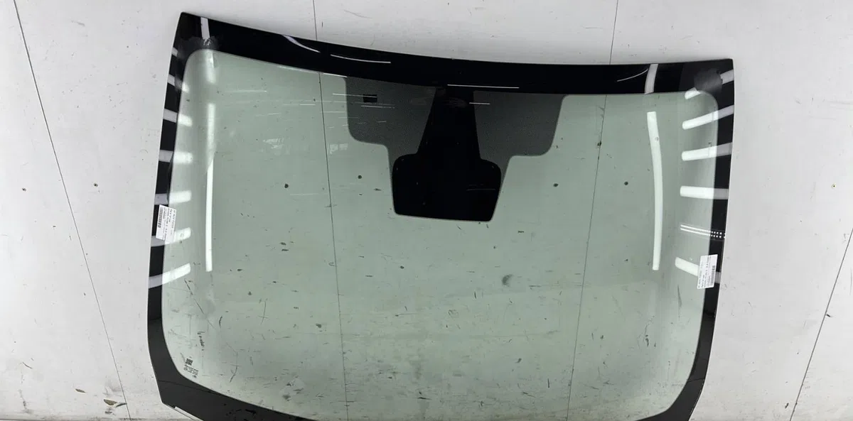 Pare-brise NISSAN MICRA 5 occasion