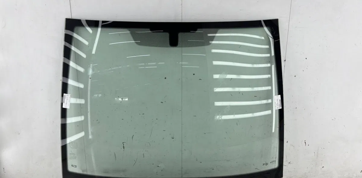 Pare-brise OPEL ZAFIRA B PHASE 1 occasion