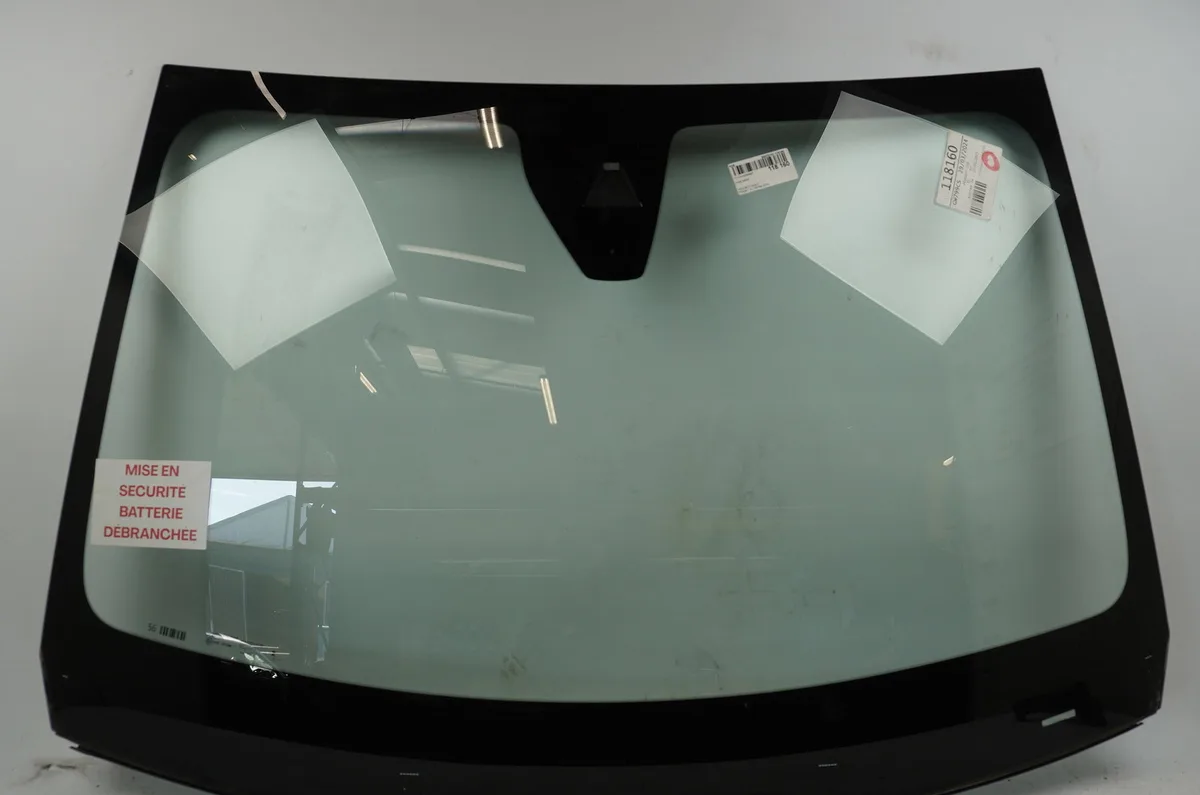 Pare-brise Peugeot 208 II (UB_, UP_, UW_, UJ_) E-208 (2019) occasion