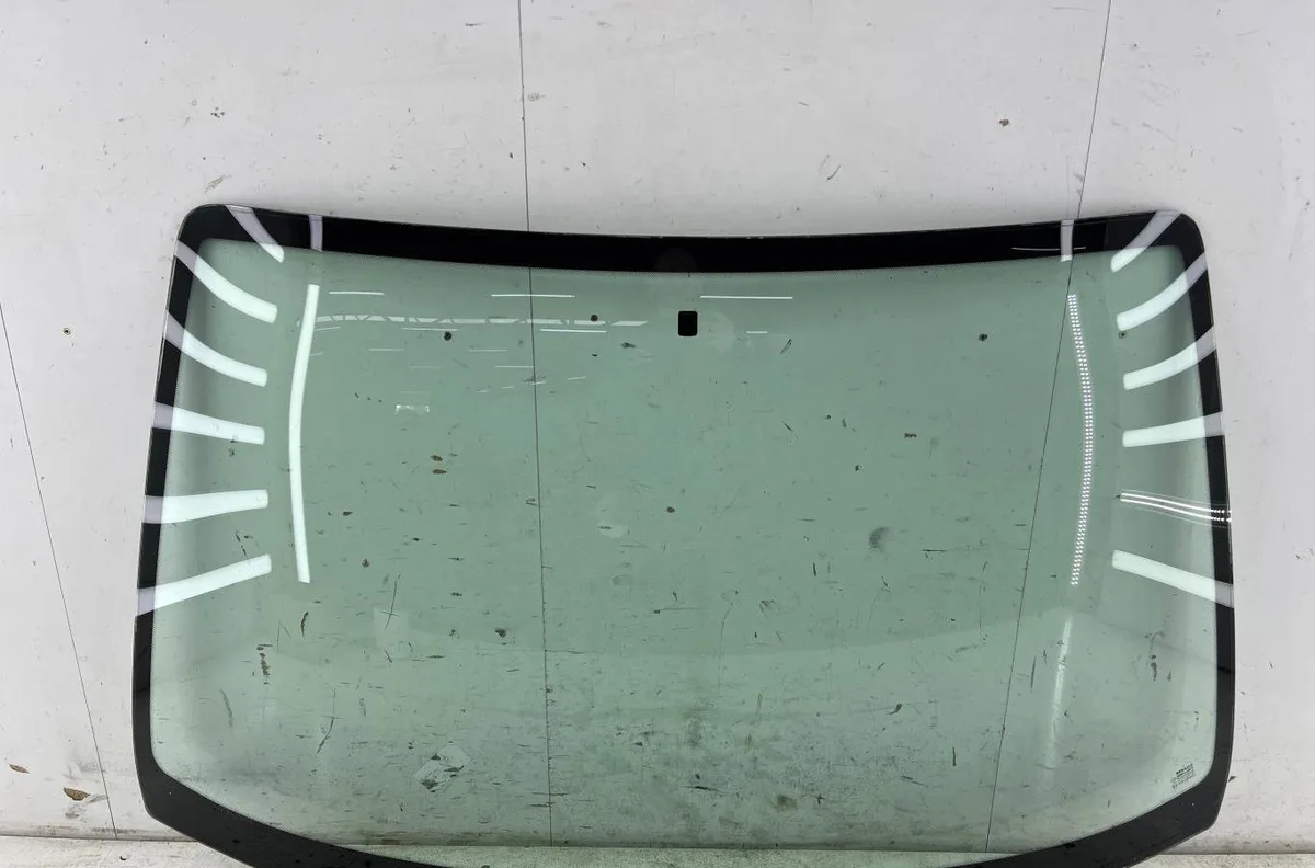 Pare-brise RENAULT MEGANE 1 PHASE 2 occasion