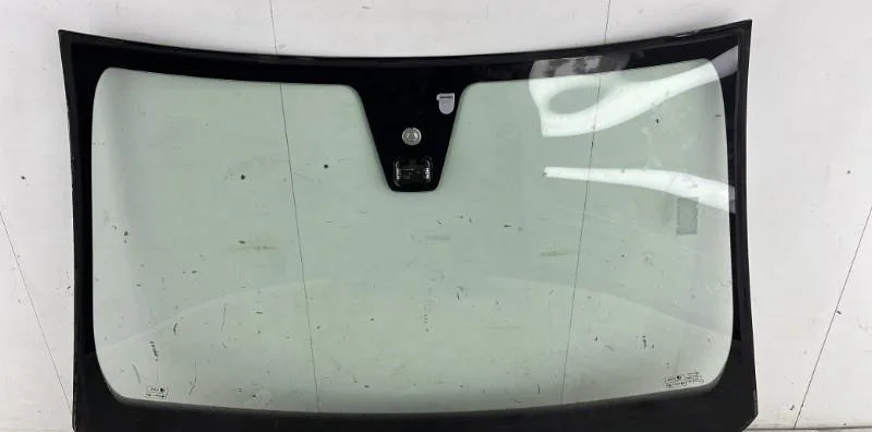 Pare-brise VOLVO C 30 PHASE 1 occasion
