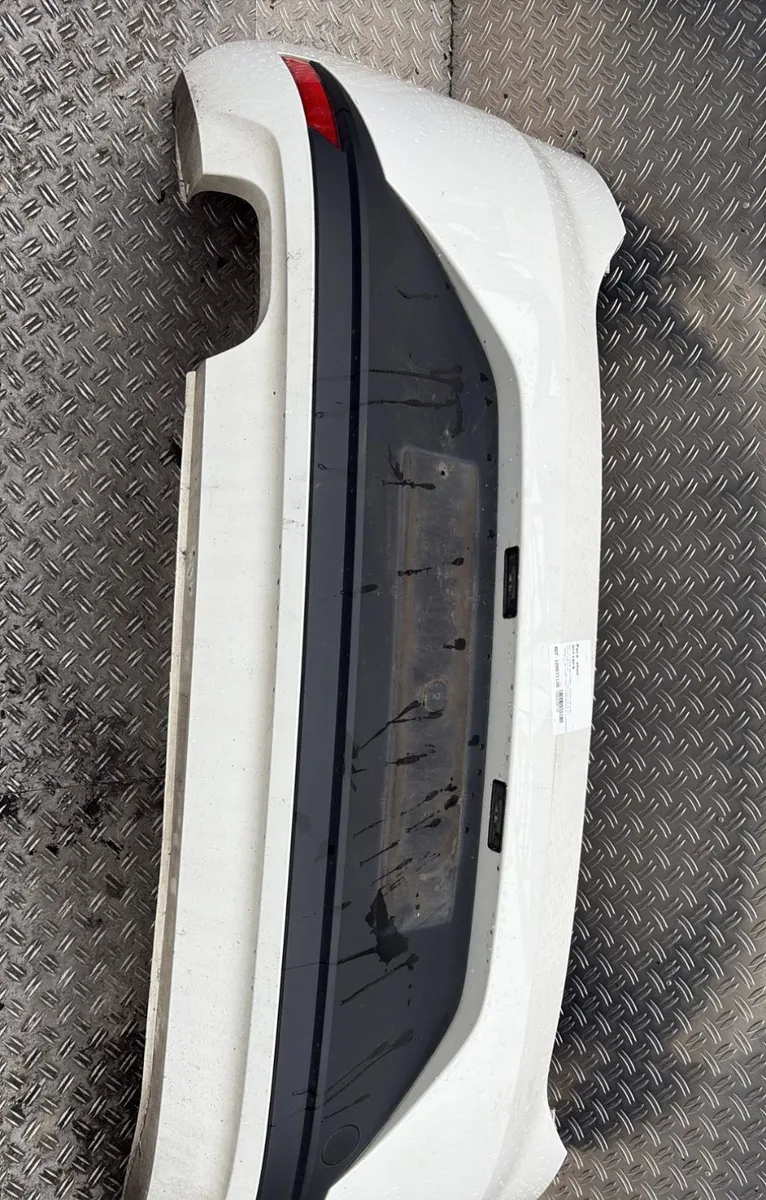 Pare-choc arrière Seat LEON (5F1) 2.0 tdi (2012-2020) occasion