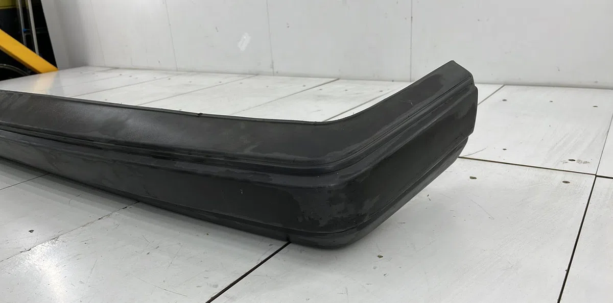 Pare-choc arrière VOLKSWAGEN GOLF 2 occasion