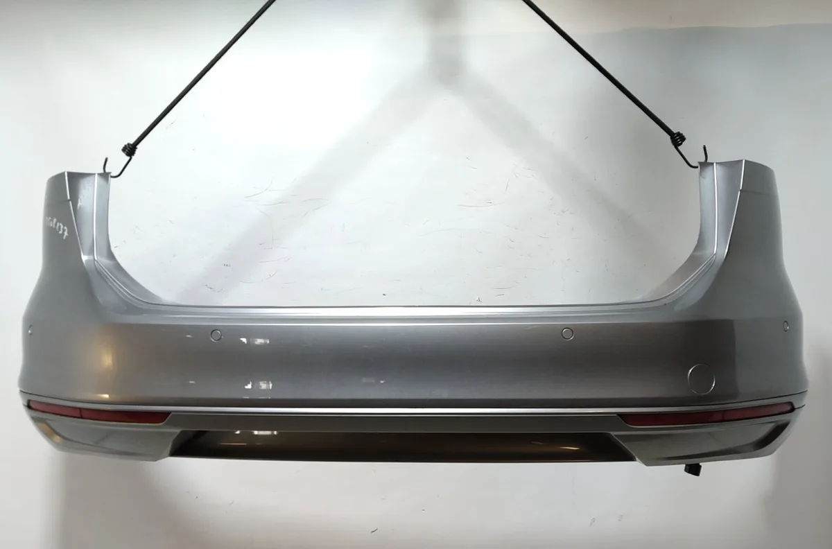 Pare-choc arrière VOLKSWAGEN PASSAT VII occasion
