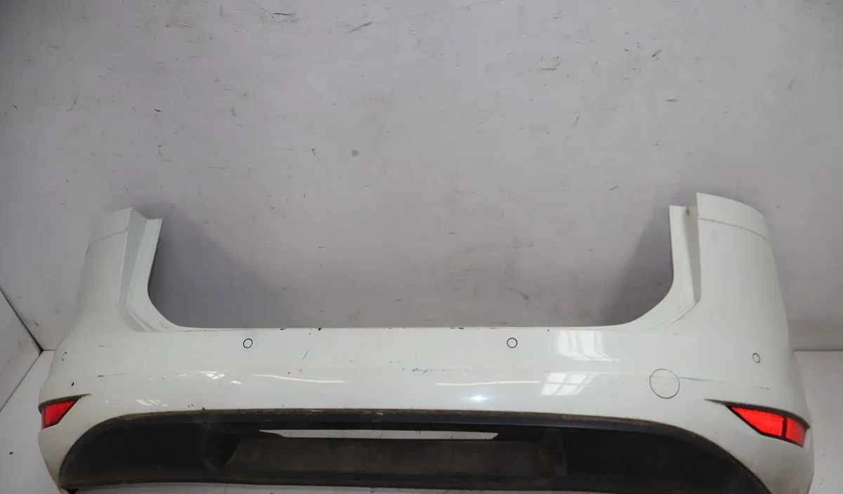 Pare-choc arrière Volkswagen TOURAN (5T1) 1.6 tdi (2015-2016) occasion