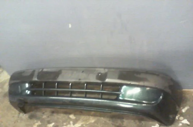 Pare-choc avant CITROEN SAXO 1997 occasion