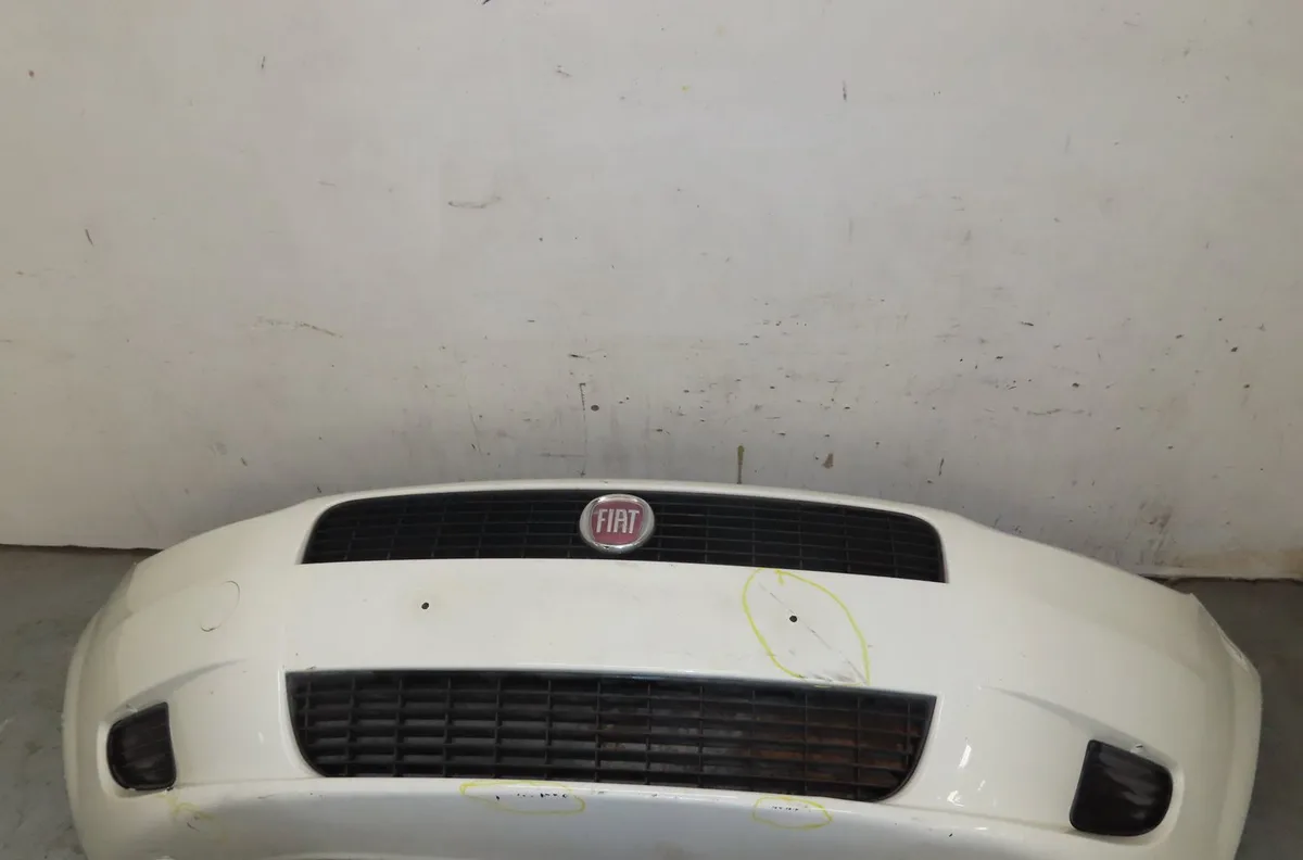 Pare-choc avant Fiat GRANDE PUNTO (199_) 1.2 (2005) occasion