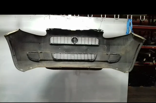 Pare-choc avant Fiat GRANDE PUNTO (199_) 1.3 d multijet (199.axd11, 199.axd1a, 199.axd1b,... (2005-2010) 5 portes occasi