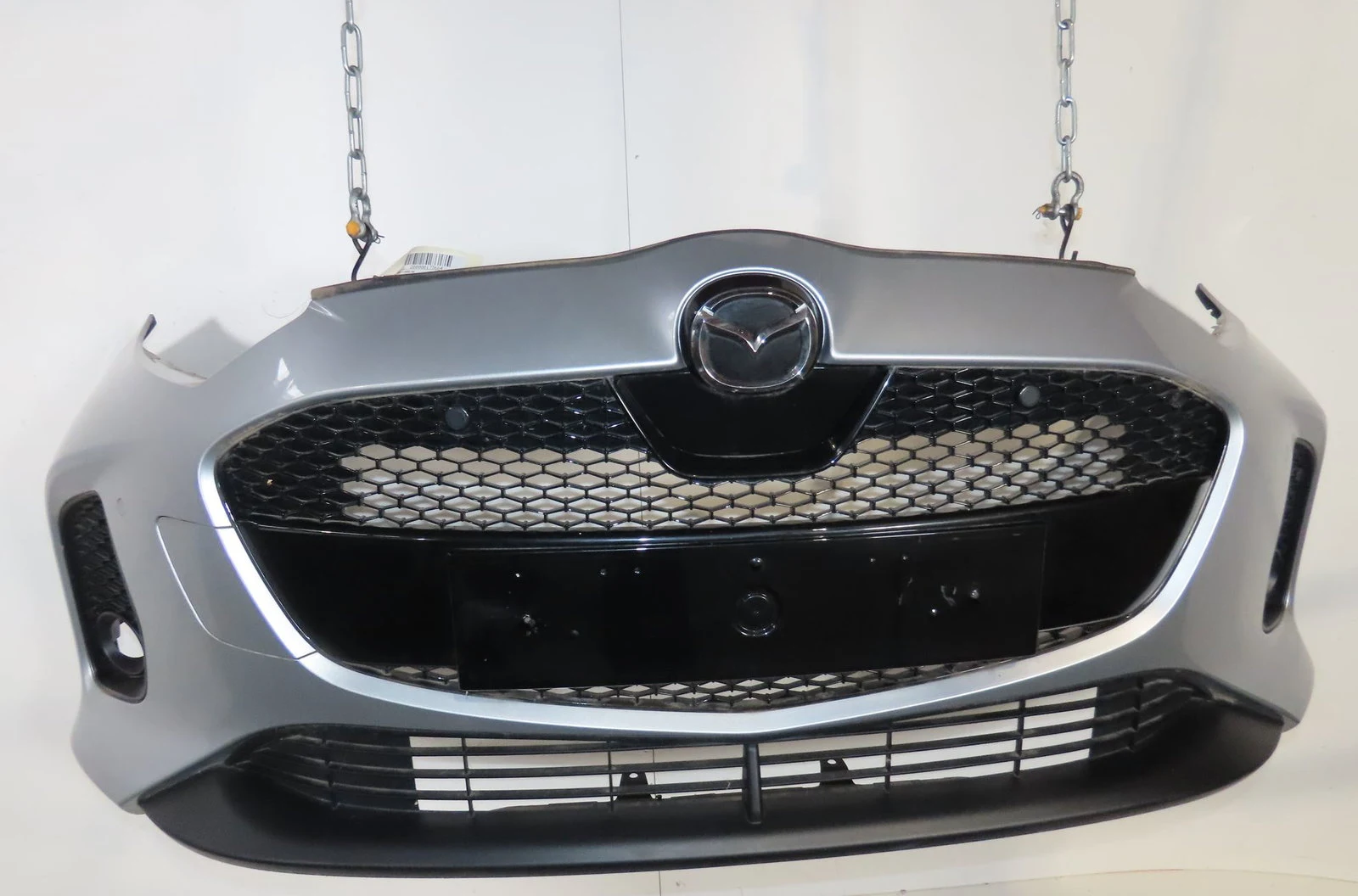 Pare-choc avant Mazda 2 Berline bicorps trois ou cinq portes (KB) 1.5 hybrid (kbac3x) (2022) occasion