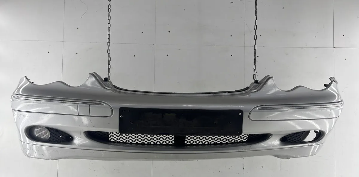 Pare-choc avant MERCEDES CLASSE C 203 PHASE 1 occasion