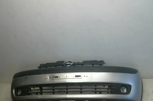 Pare-choc avant Opel CORSA C (X01) 1.2 (f08, f68) (2000-2009) occasion