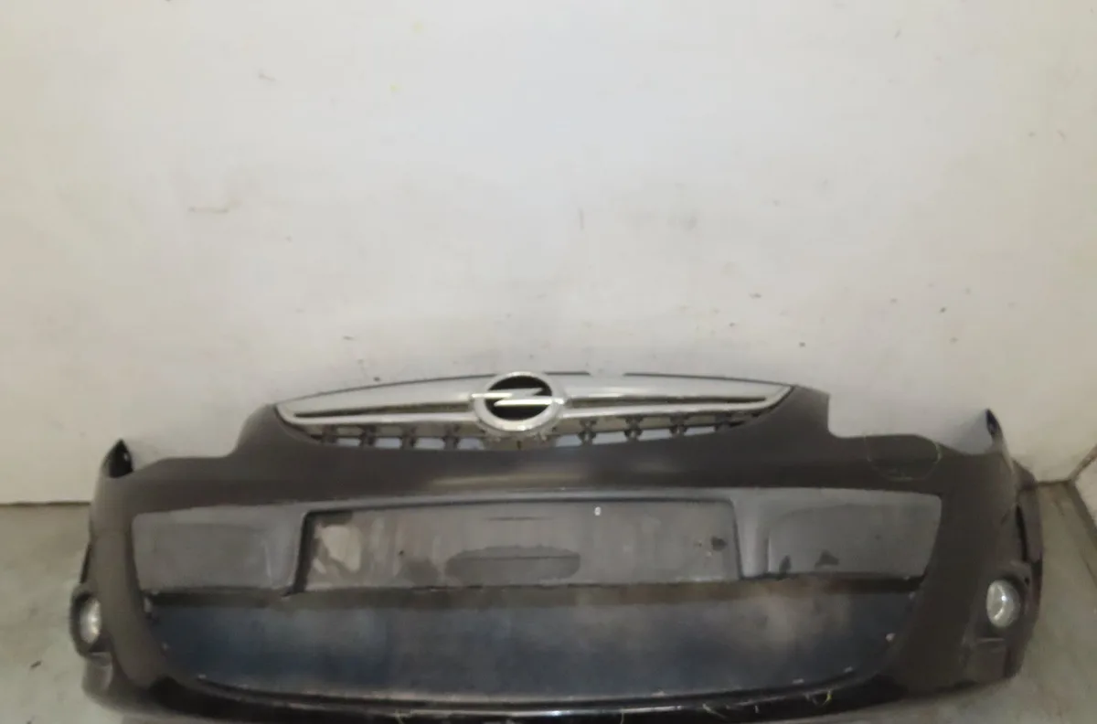 Pare-choc avant Opel CORSA D (S07) 1.3 cdti (l08, l68) (2006-2014) 5 portes occasion