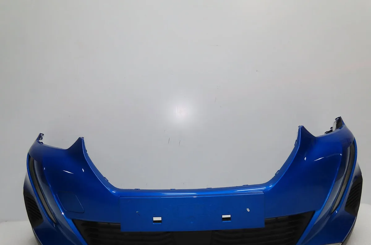Pare-choc avant Peugeot 2008 II (UD_, US_, UY_, UK_) 1.2 puretech 100 (2019) occasion