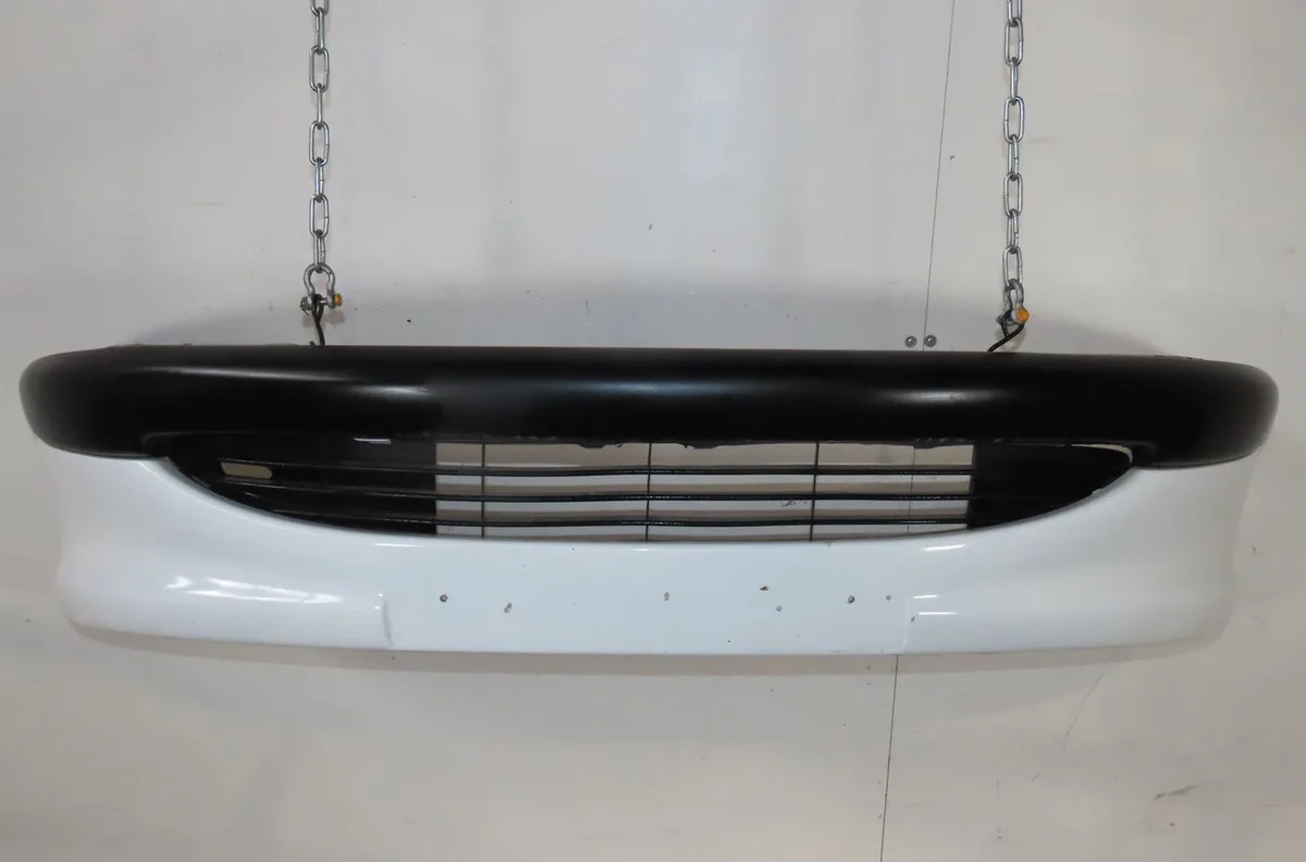Pare-choc avant Peugeot 206 (2L_, 2M_) 1.4 hdi eco 70 (2009-2013) 5 portes occasion