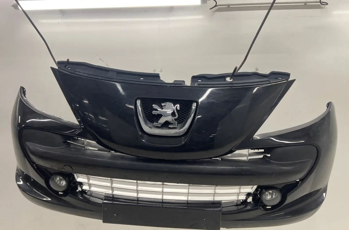 Pare-choc avant PEUGEOT 207 PHASE 1 CABRIOLET occasion