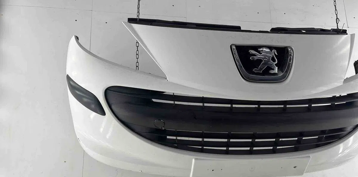 Pare-choc avant PEUGEOT 207 PHASE 1 occasion