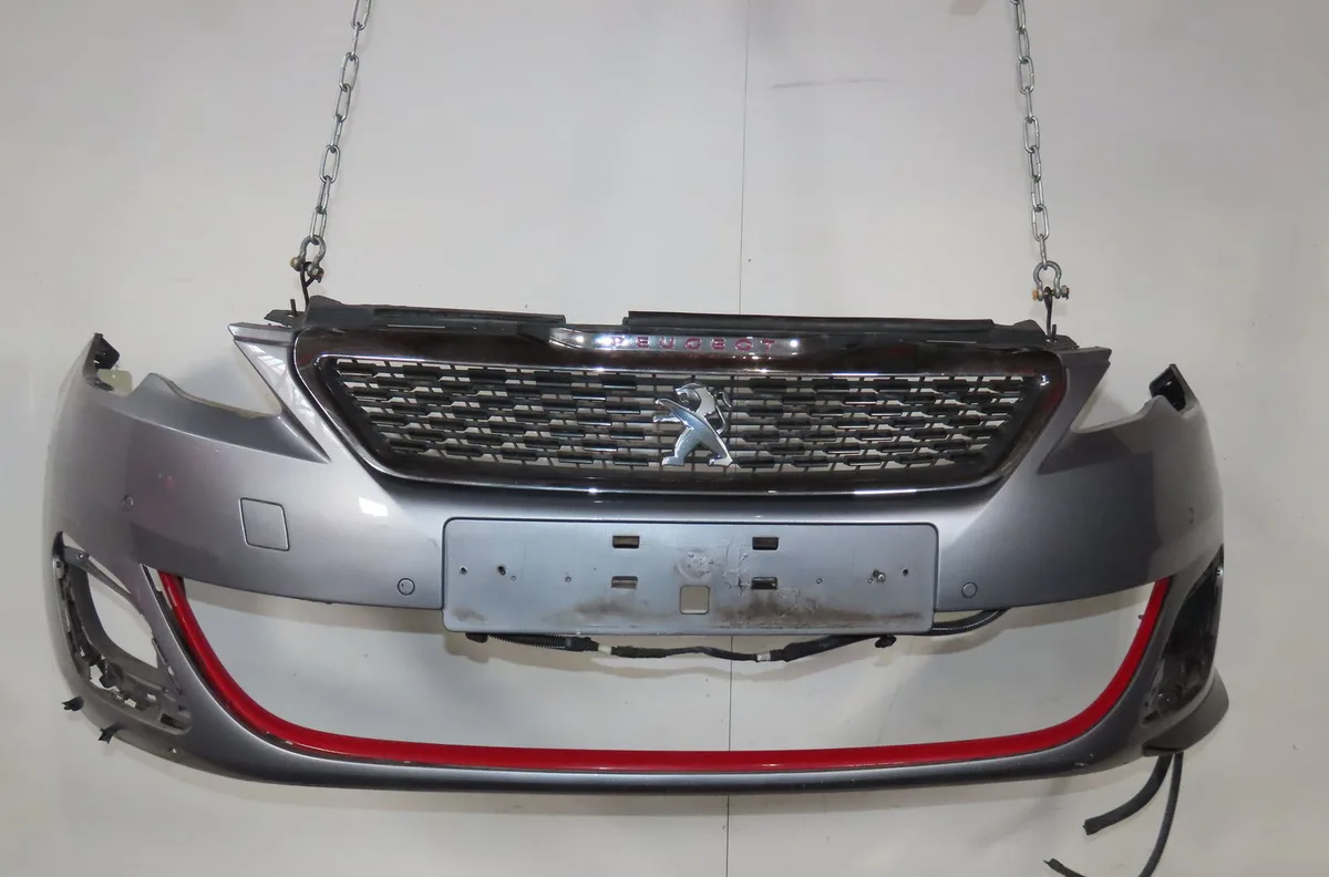 Pare-choc avant Peugeot 308 II (LB_, LP_, LW_, LH_, L3_) 1.6 gti (l35gnh) (2015-2021) occasion