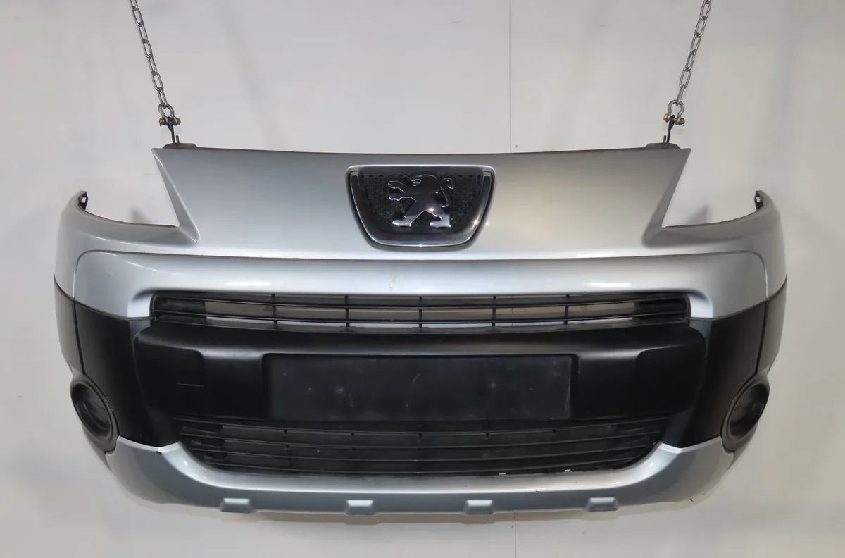 Pare-choc avant Peugeot PARTNER TEPEE 1.6 hdi 90 (2010) occasion