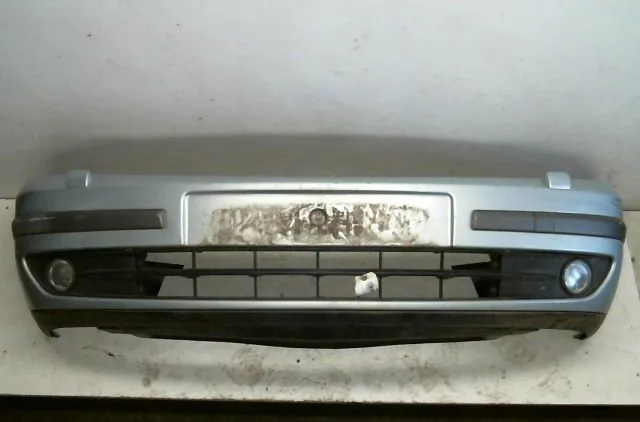 Pare-choc avant Renault LAGUNA II (BG0-1_) 1.8 16v (bg04, bg0b, bg0c, bg0v) (2001-2005) occasion