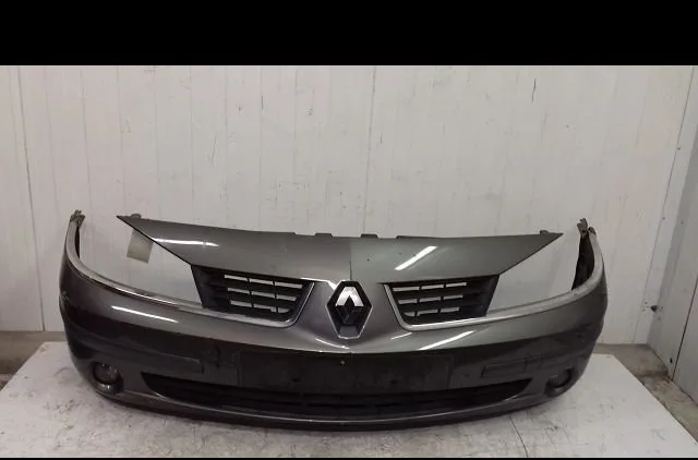 Pare-choc avant Renault LAGUNA II (BG0-1_) 1.9 dci (bg1a, bg1w, bg0g) (2005-2007) occasion