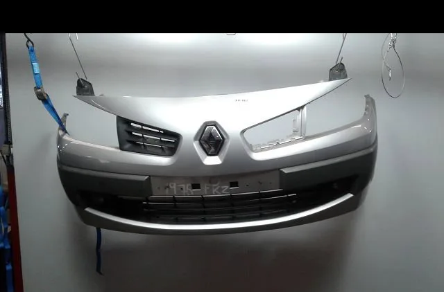 Pare-choc avant Renault MEGANE II (BM0-1_, CM0-1_) 2.0 renault sport (2004-2009) occasion