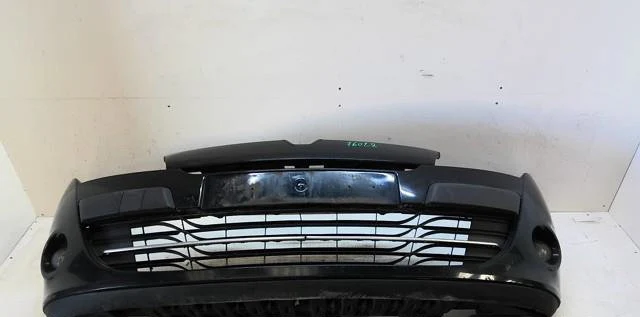 Pare-choc avant Renault MEGANE III 3-5 portes (BZ0-1_, B3_) 1.5 dci (bz09, bz0d, bz1w, bz29, bz14) (2009) 5 portes occas