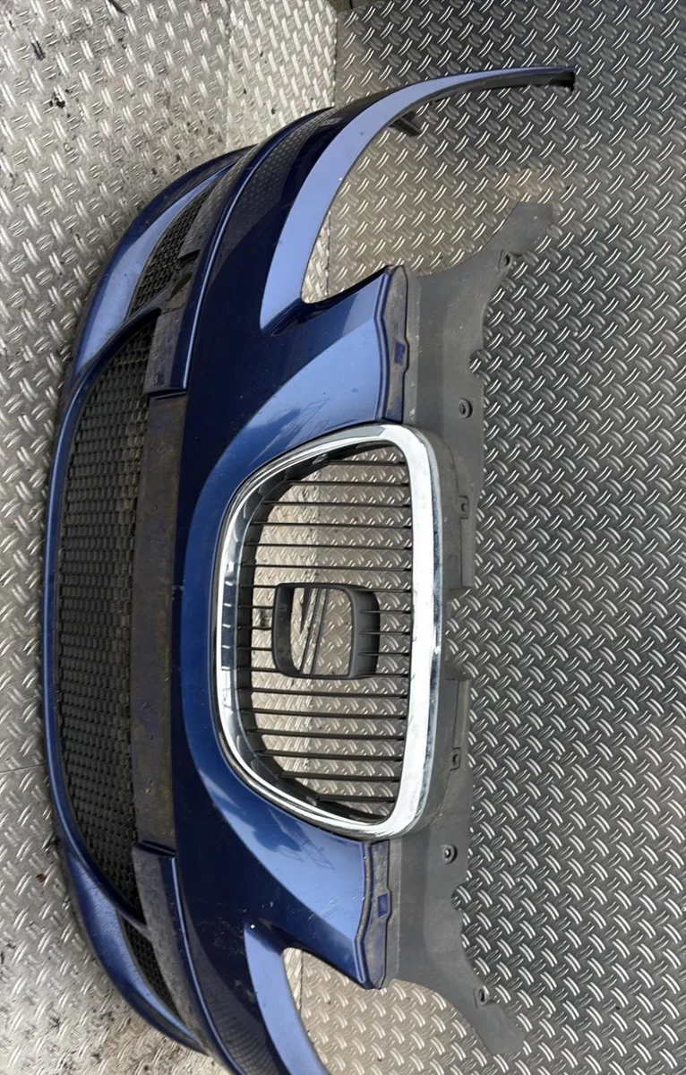 Pare-choc avant Seat TOLEDO III (5P2) 1.6 (2004-2009) occasion