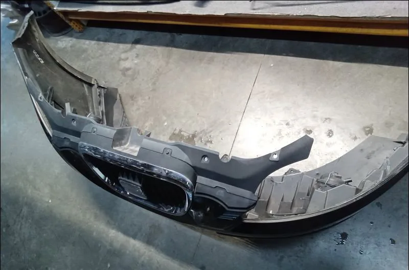 Pare-choc avant Seat TOLEDO III (5P2) 2.0 tdi 16v (2004-2009) occasion
