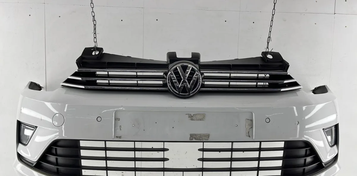 Pare-choc avant VOLKSWAGEN GOLF SPORTSVAN PHASE 1 occasion
