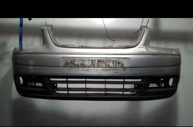 Pare-choc avant Volkswagen TOURAN (1T1, 1T2) 2.0 tdi 16v (2003-2010) 5 portes occasion